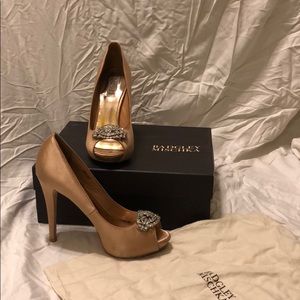 Badgley Mischka golden heels